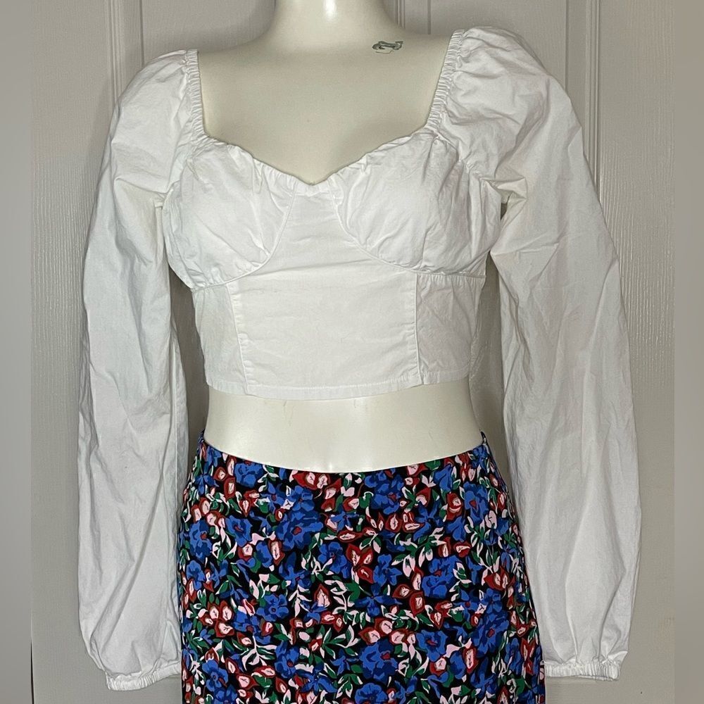 Cotton On puffy sleeve white cropped blouse size M (read description)
